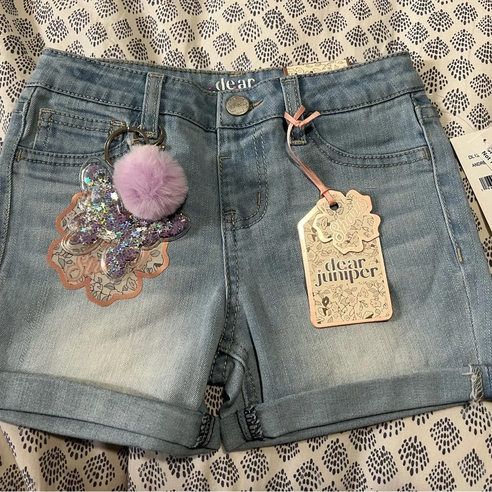 Dear Juniper Girl’s Stretch denim short. NWT